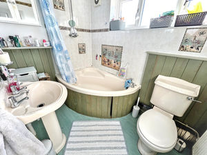 Photo 21- click for photo gallery